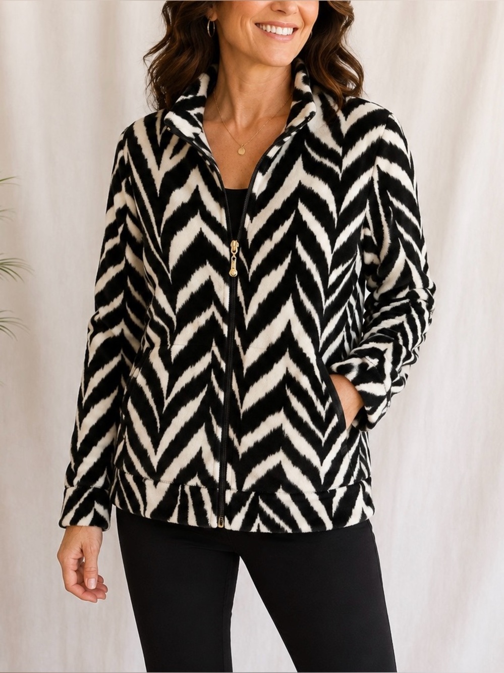 Ongue Casual Plus Size PL Black White Zebra Print Zip Jacket